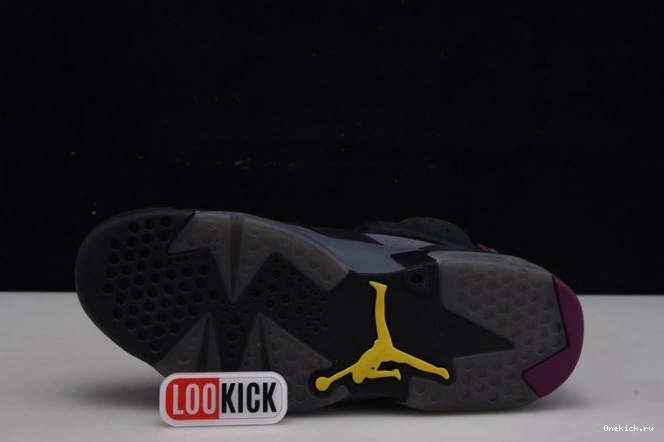 One Kick Jordan 